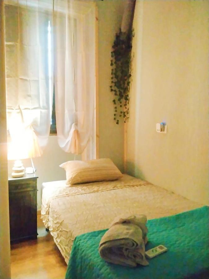 Don Pes Travel Rooms Sassari Exterior foto