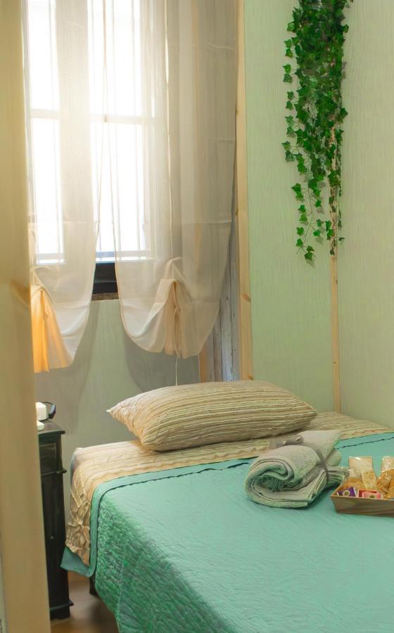 Don Pes Travel Rooms Sassari Exterior foto