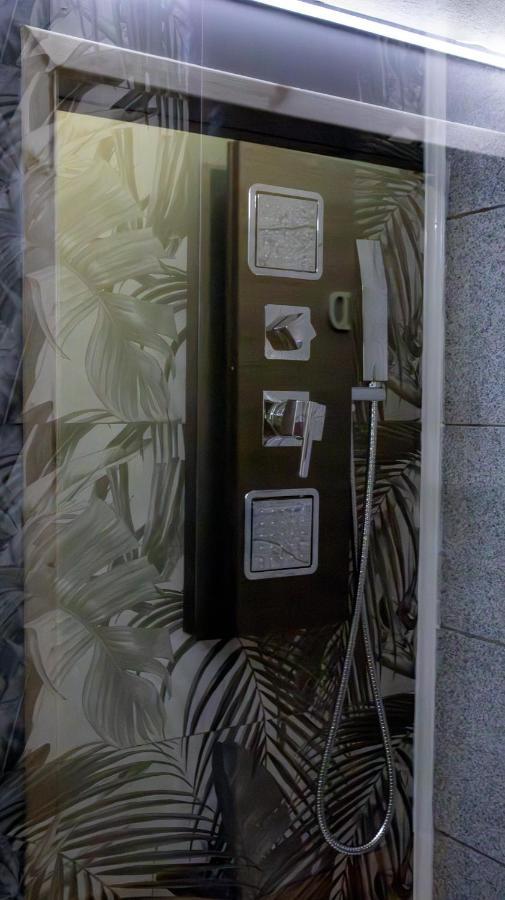 Don Pes Travel Rooms Sassari Exterior foto